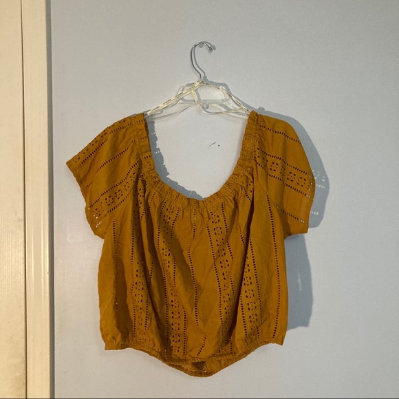 Yellow Scrunched Crop Top - Picture 4 of 4